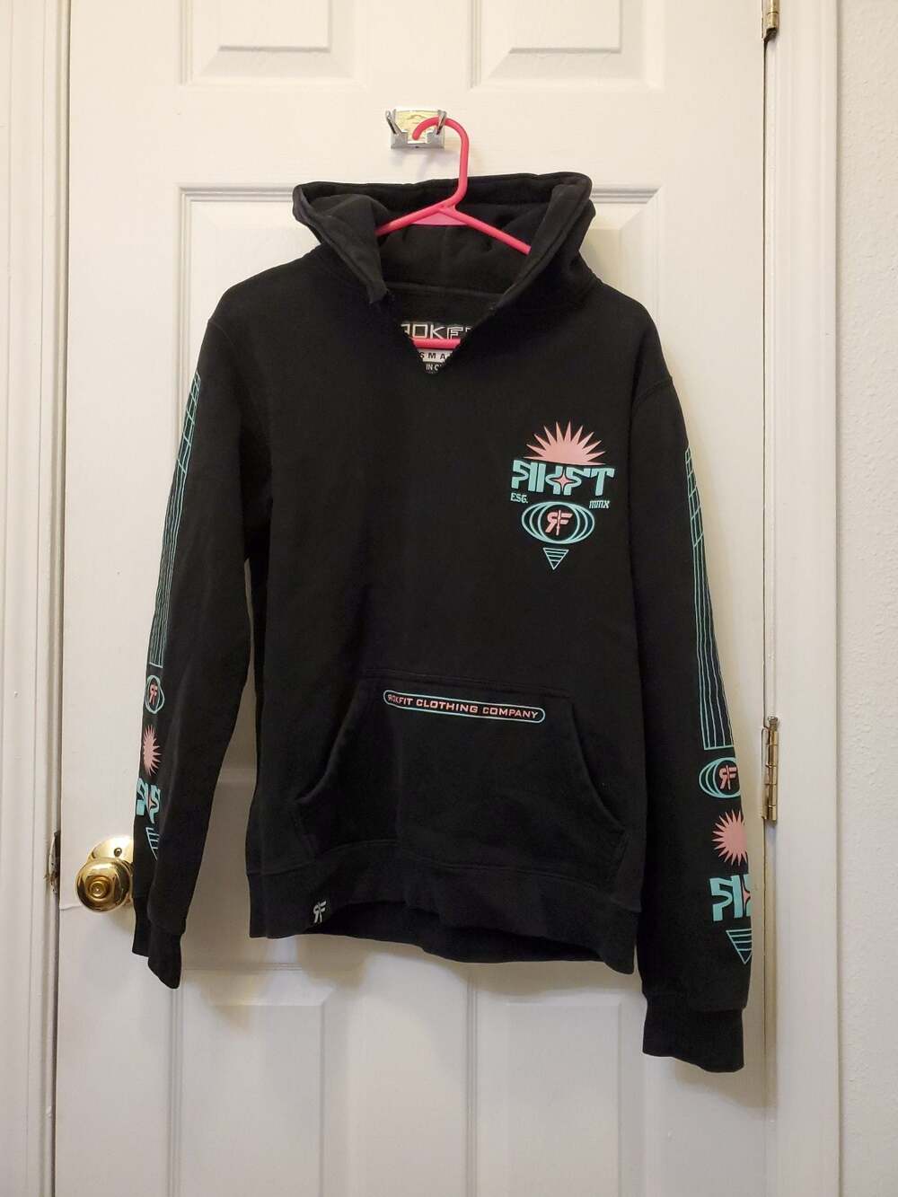 Rokfit Athletic Streetwear Graphic Pullover Hoodie